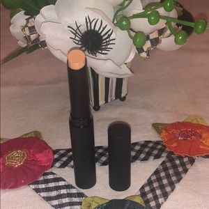 NARS Makeup - NARS Concealer NARS Makeup - NARS Concealer